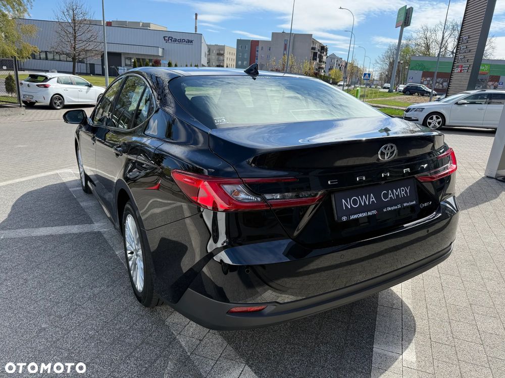 Toyota Camry 2.5 Hybrid Dynamic Force Comfort e-CVT - 4