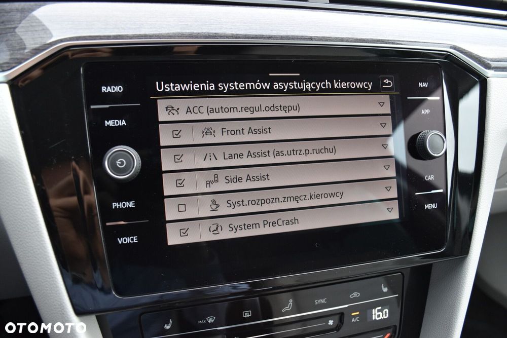 Volkswagen Passat Variant 1.5 TSI EVO Elegance DSG - 21