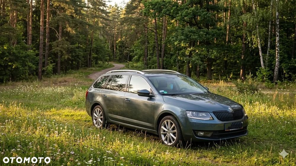 Skoda Octavia 1.6 TDI Style DSG - 1