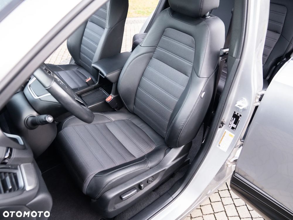 Honda CR-V 1.5T 4WD CVT Executive - 23