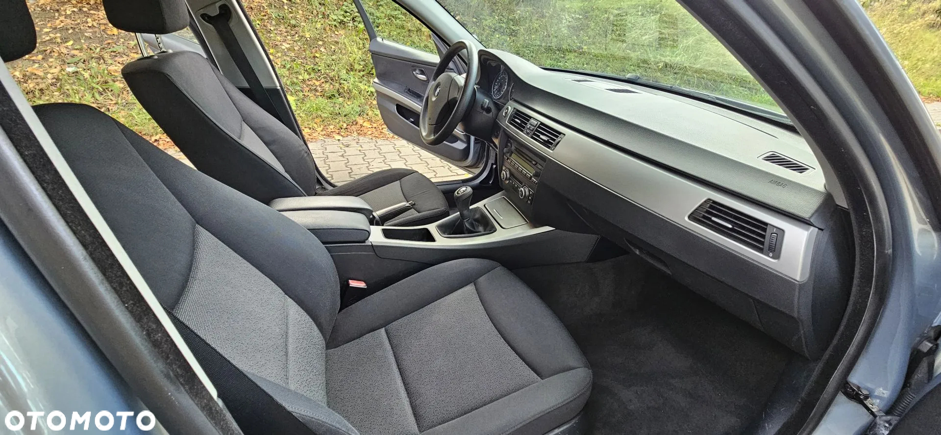 BMW Seria 3 318i - 16