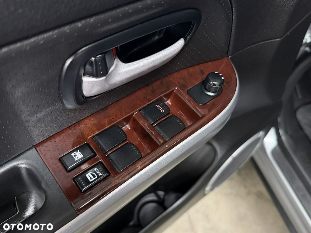 Suzuki Grand Vitara - 30