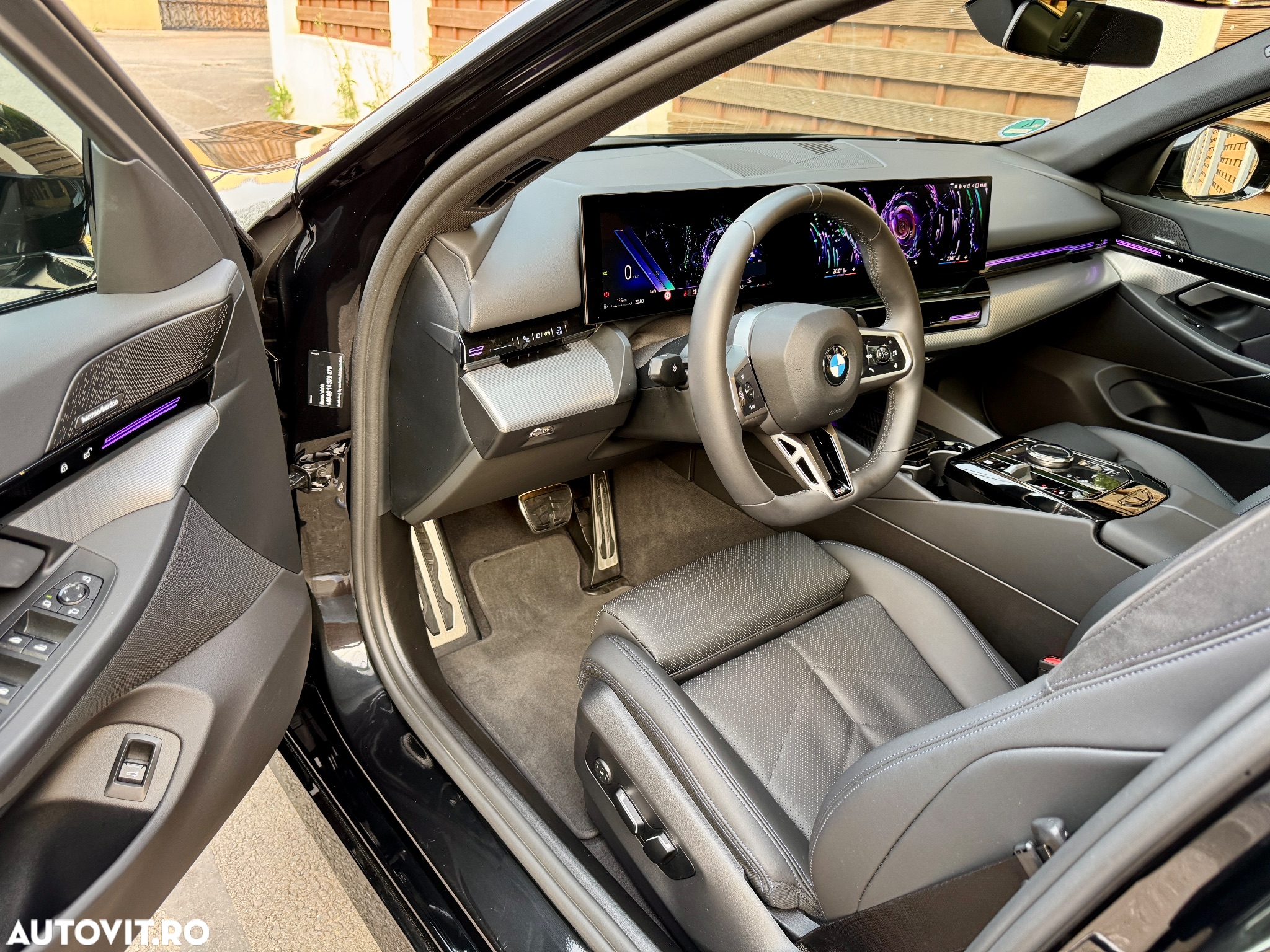 BMW Seria 5 520i AT MHEV - 10