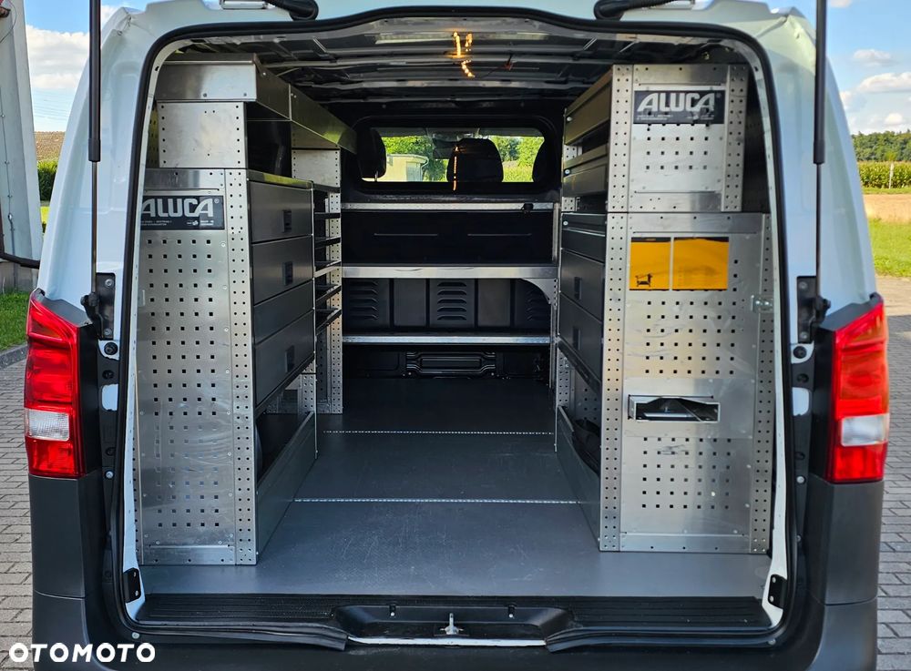 Mercedes-Benz Vito - 22