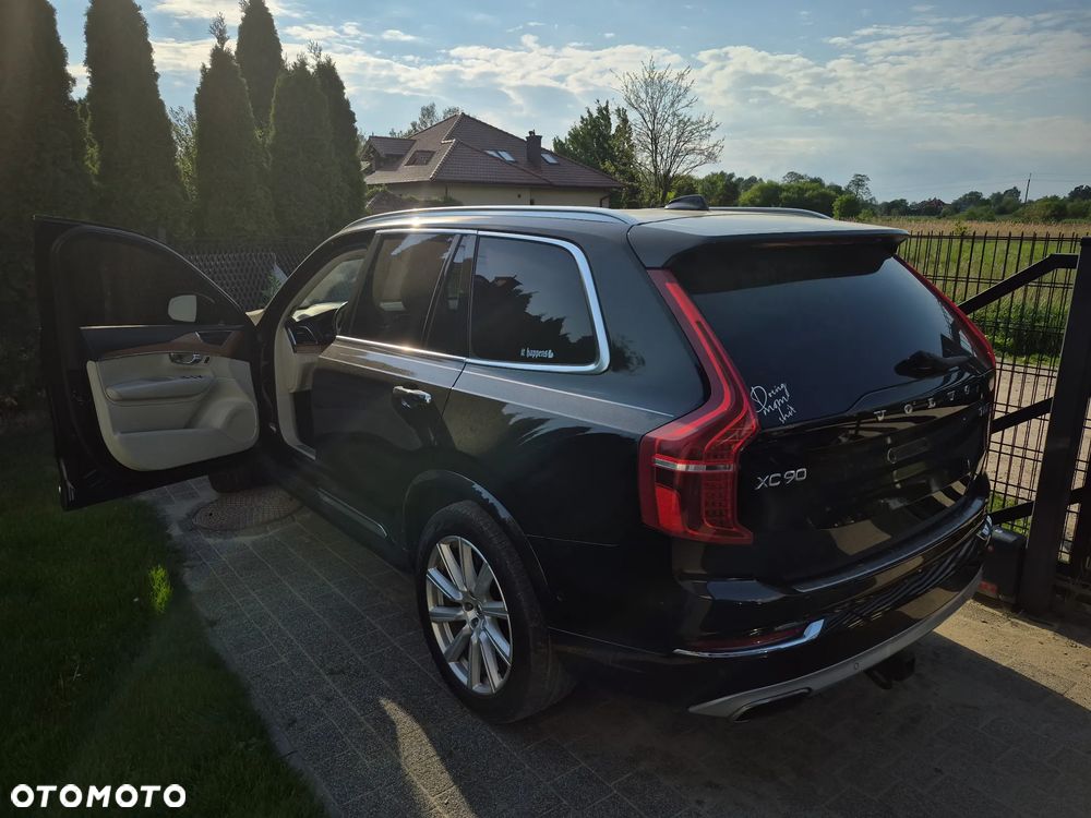 Volvo XC 90 - 15