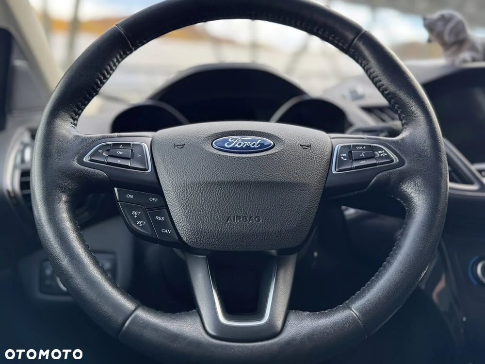 Ford Escape 2.0 EcoBoost AWD Titanium - 10