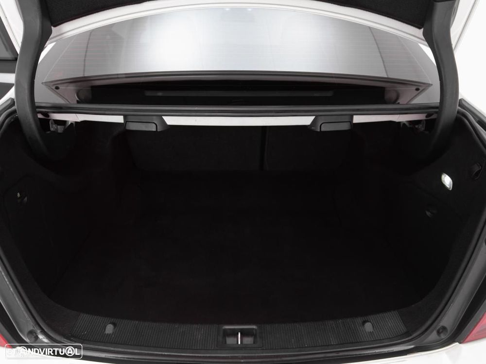 Mercedes-Benz C 220 - 13