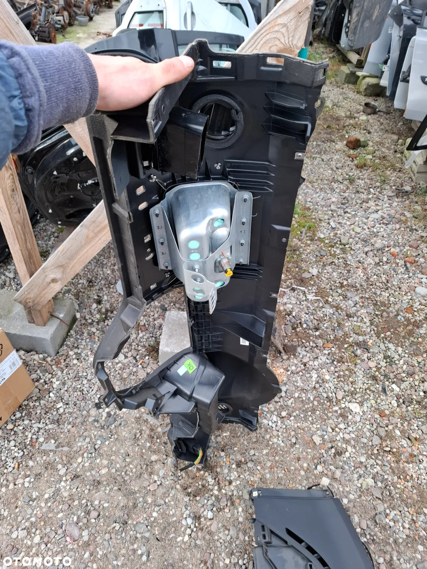KONSOLA DESKA ROZDZIELCZA PASY BEZPIECZEŃSTWA FORD C-MAX I LIFT 2009R - 2