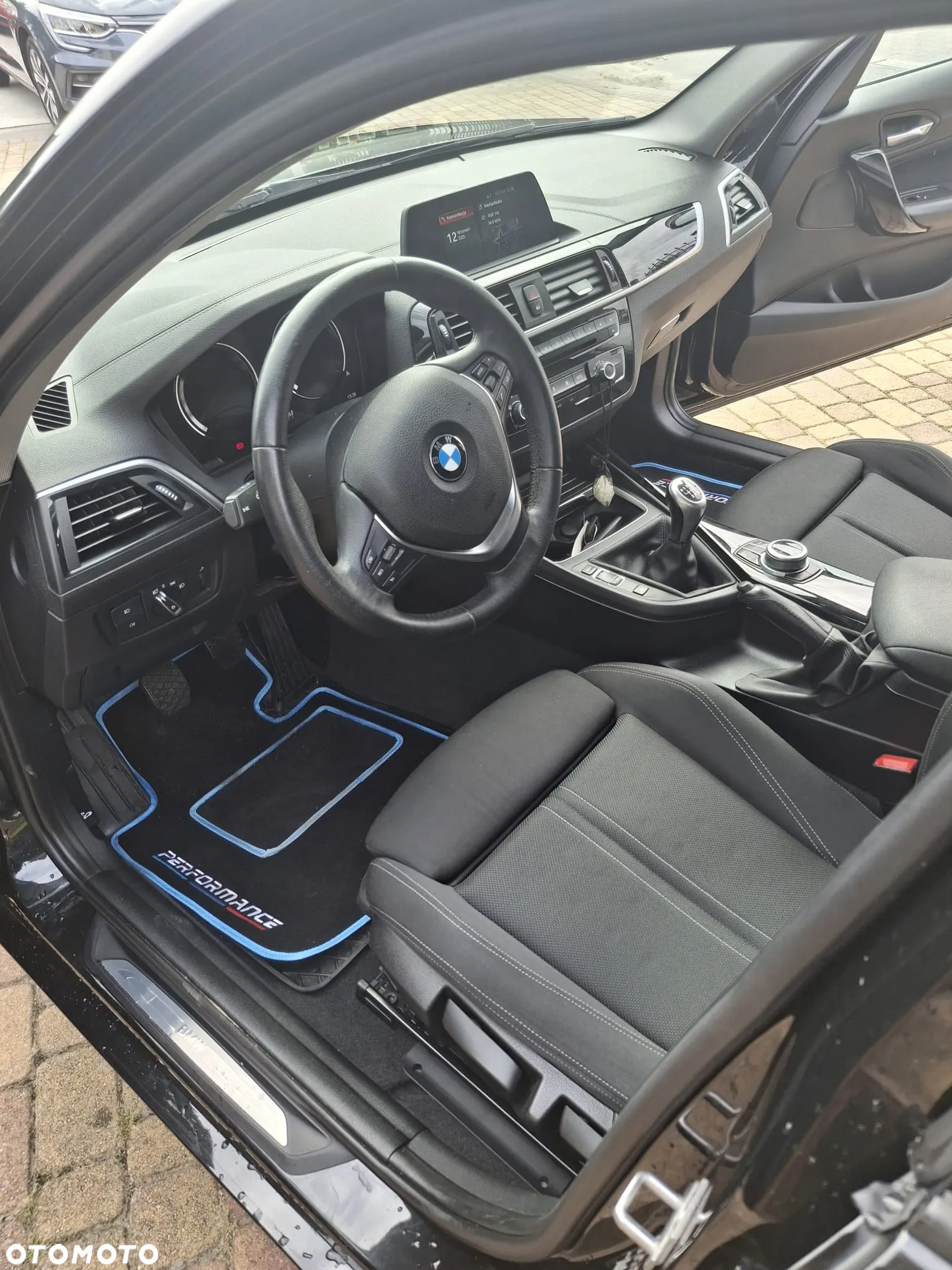 BMW Seria 1 118i - 10