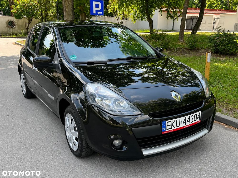 Renault Clio 1.2 16V 75 Expression - 8