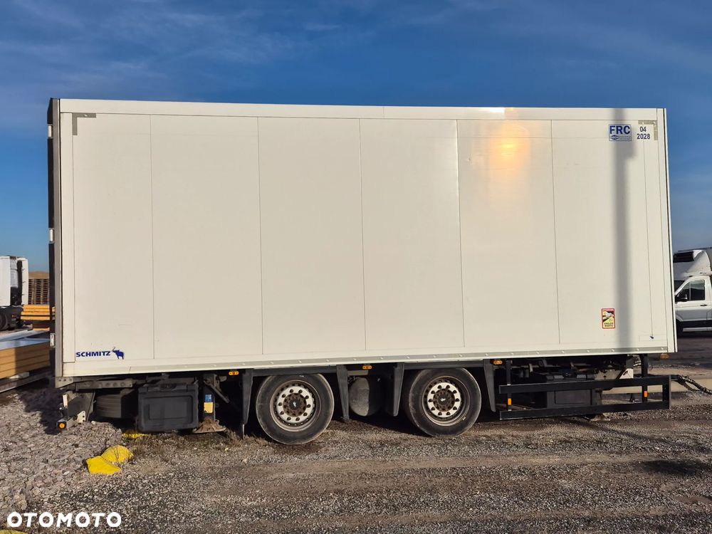 Scania R560 V8 SALON PL | CHŁODNIA SCHMITZ | WINDA - 27