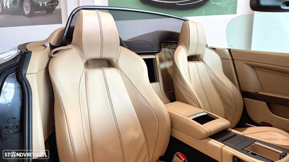 Aston Martin Vantage Roadster V8 Sportshift - 15