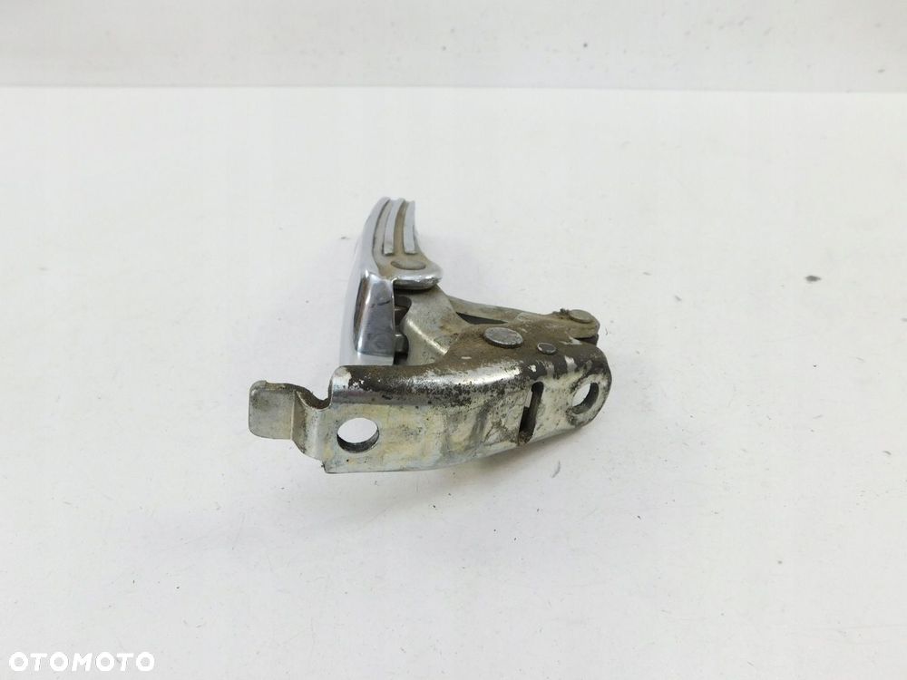 PIAGGIO VESPA GTS 125 4T PODNÓŻEK PASAŻERA TYŁ PRAWY - 3