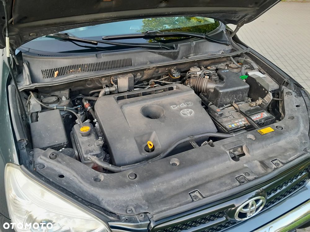 Toyota RAV4 2.2 D-4D Prestige - 22