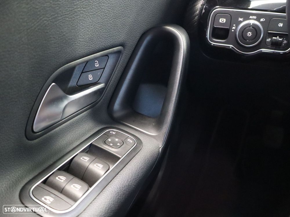 Mercedes-Benz A 160 d Style - 12