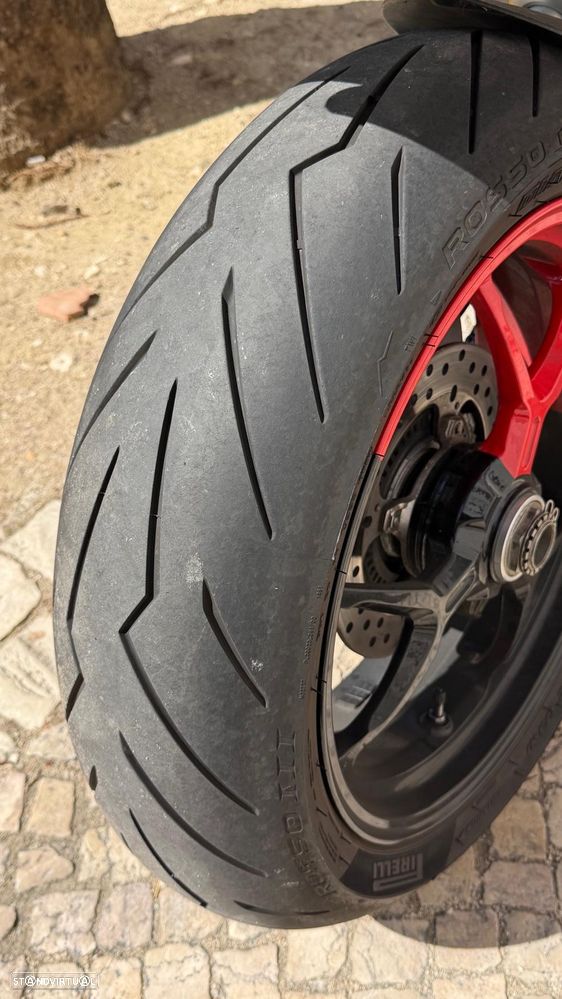 Ducati Hypermotard RVE - 5