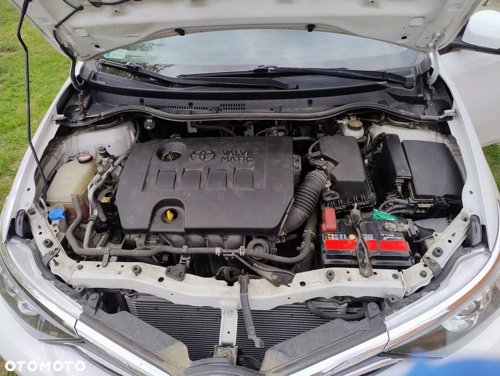 Toyota Auris 1.6 Active - 14