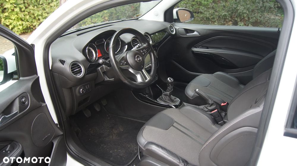 Opel Adam 1.2 Black Jack - 11