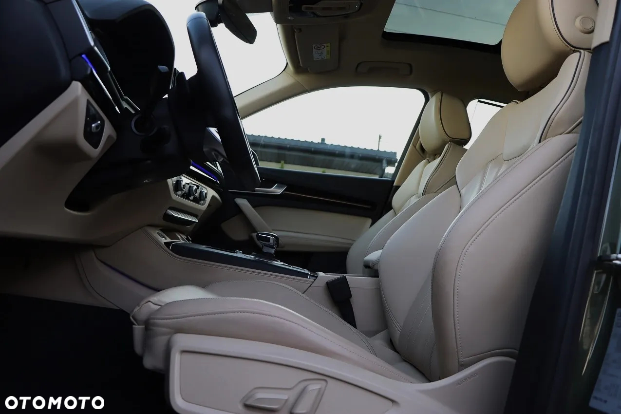 Audi Q5 Sportback - 22