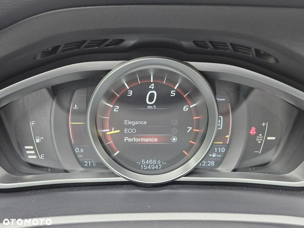 Volvo V40 T2 Drive-E Momentum - 16