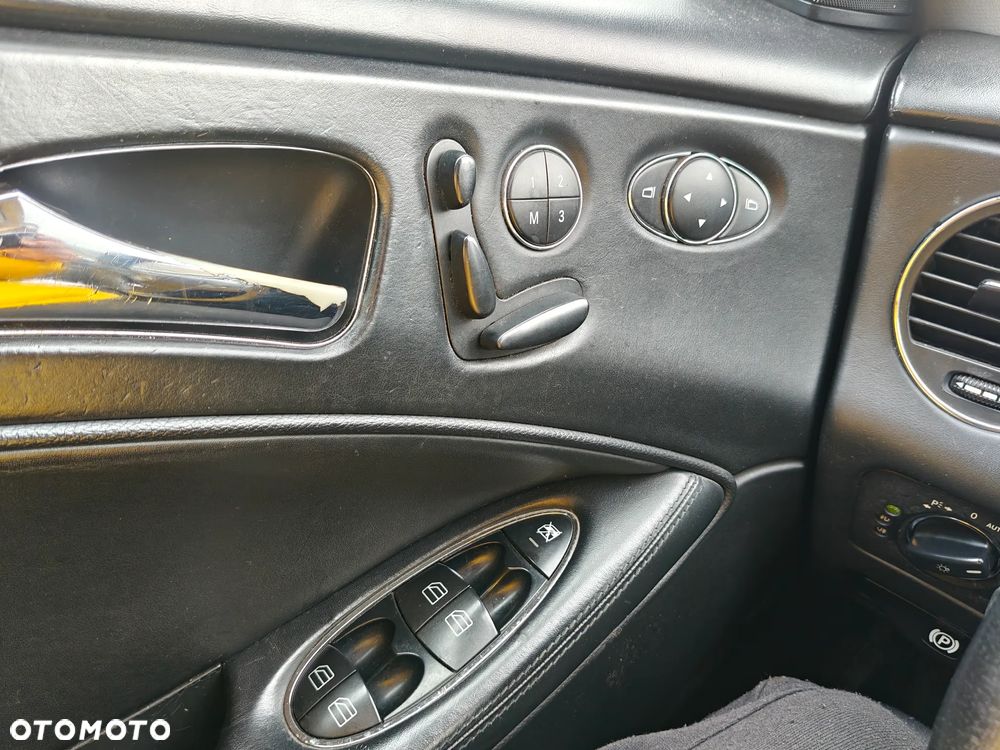 Mercedes-Benz CLS 320 CDI 7G-TRONIC - 23