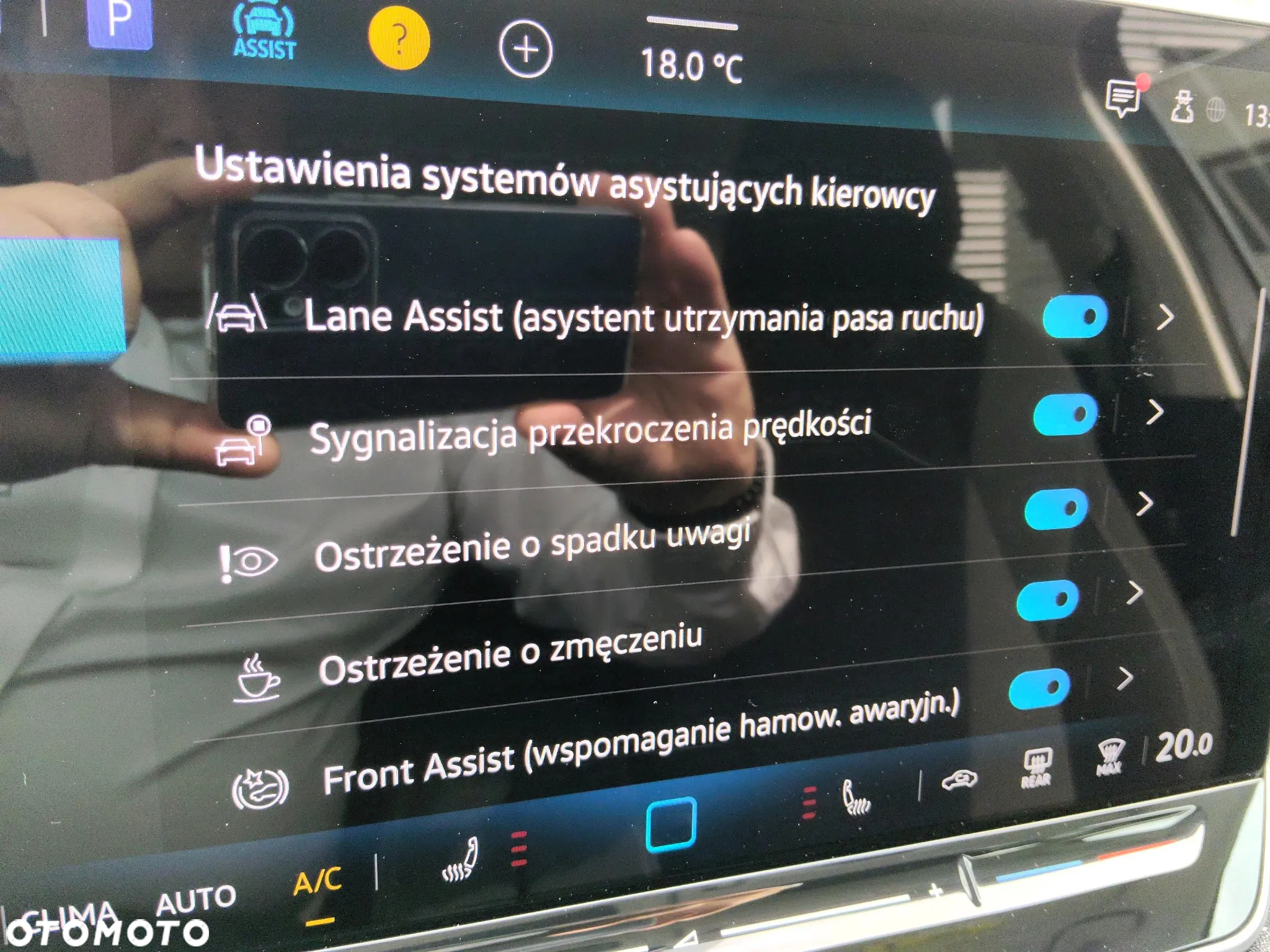 Volkswagen Passat 1.5 TSI ACT mHEV DSG - 30