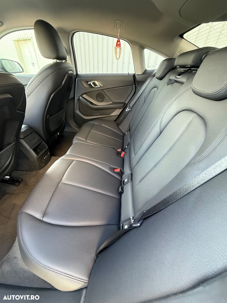 BMW Seria 2 218i Aut. - 11