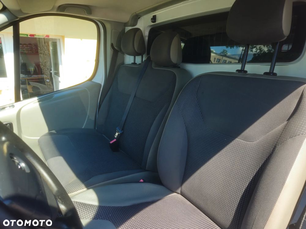 Opel VIVARO - 27