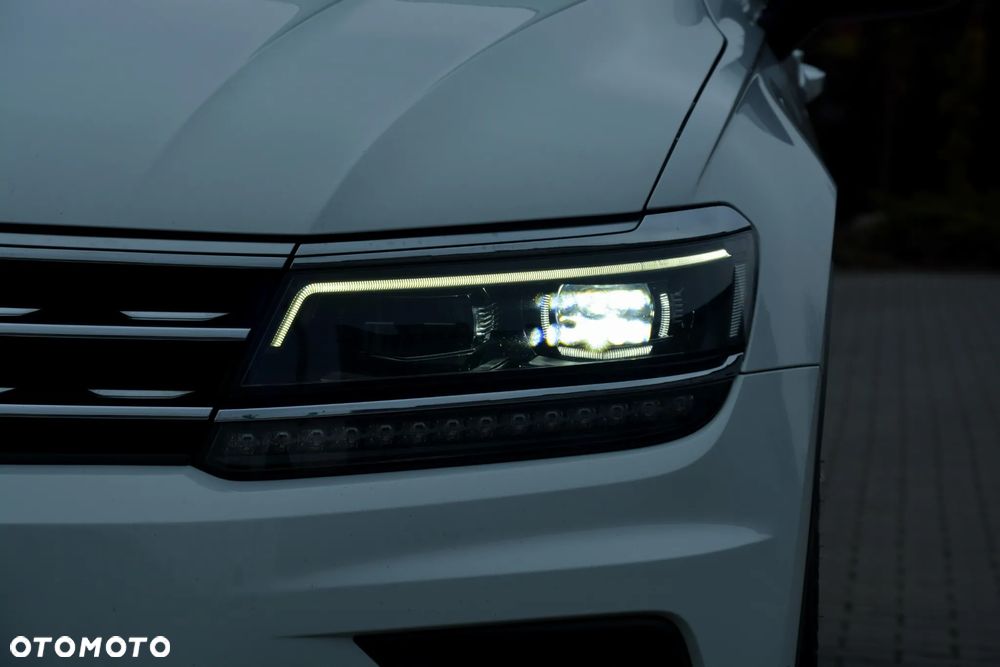 Volkswagen Tiguan 2.0 TDI SCR 4Motion (BlueMotion Techn.) DSG Highline - 38