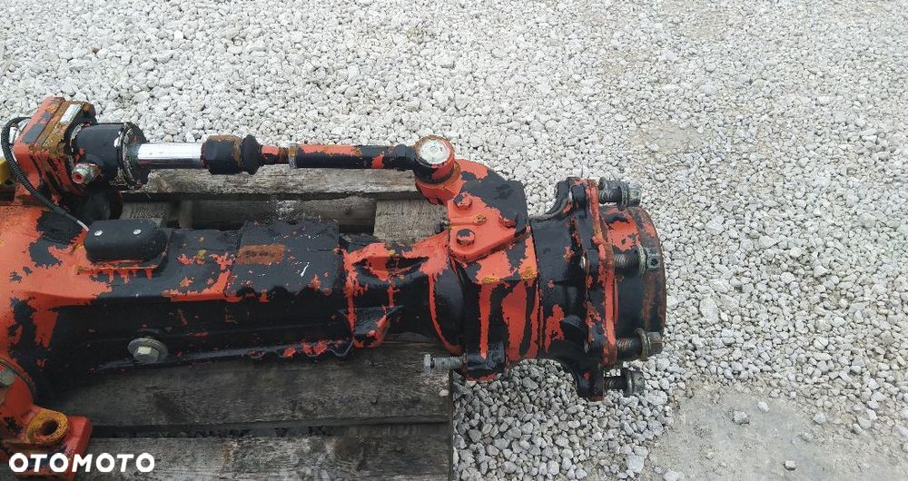 Most Carraro 26.16 Kramer 280 380 480 580 680 780 880 Manitou 523 [NAP2619] - 7