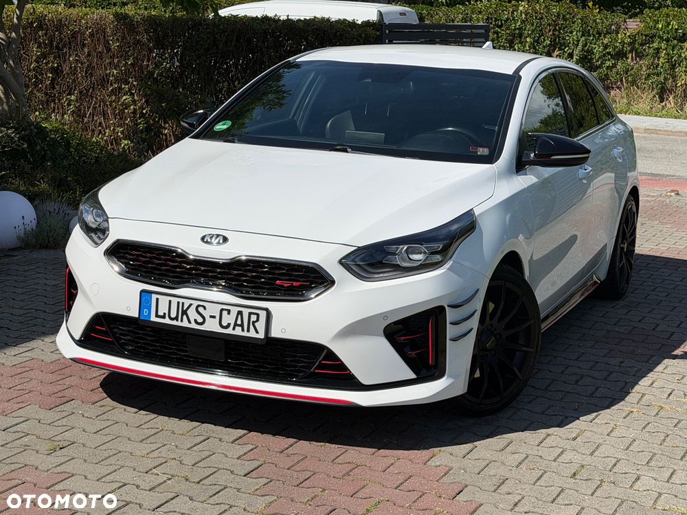 Kia ProCeed 1.6 T-GDI GT - 1