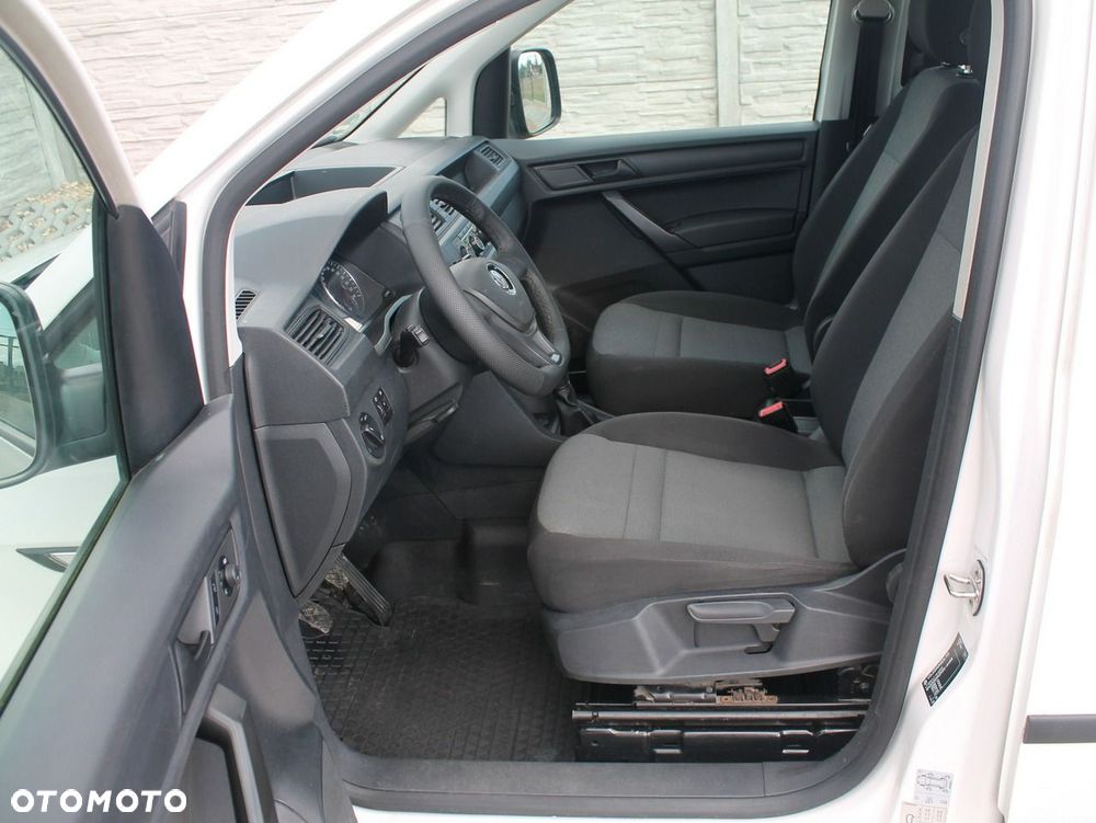 Volkswagen Caddy - 6