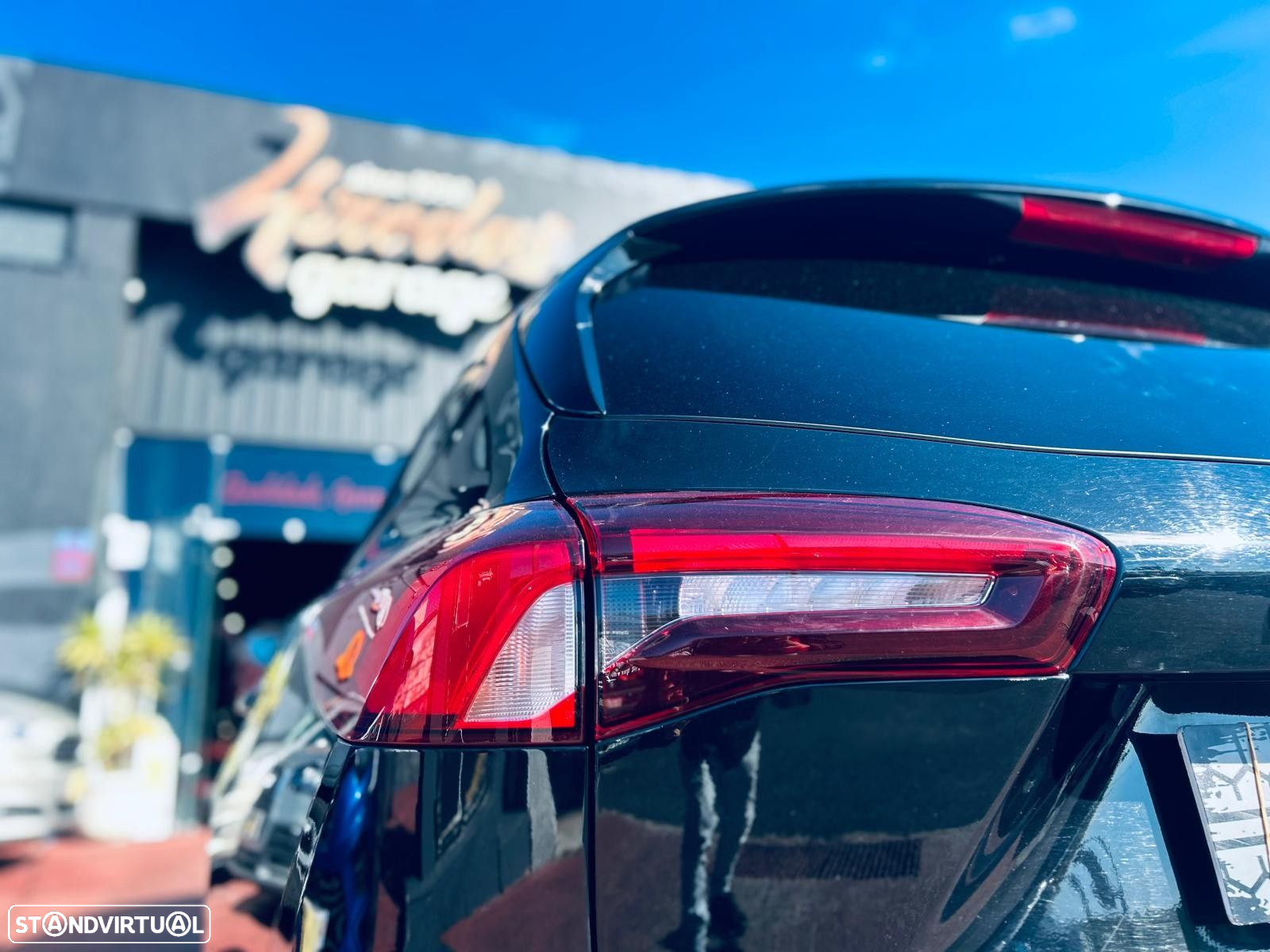 Ford Focus SW 1.0 EcoBoost Business - 14