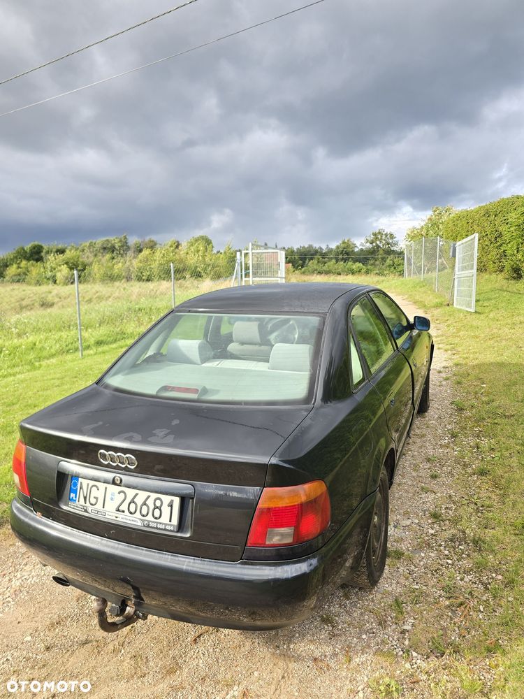 Audi A4 Limousine - 2