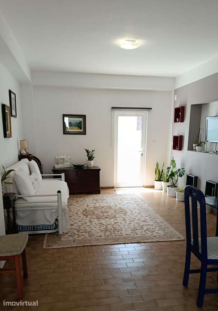 Moradia T9 Isolada com Jardim em Sagres - Grande imagem: 2/33