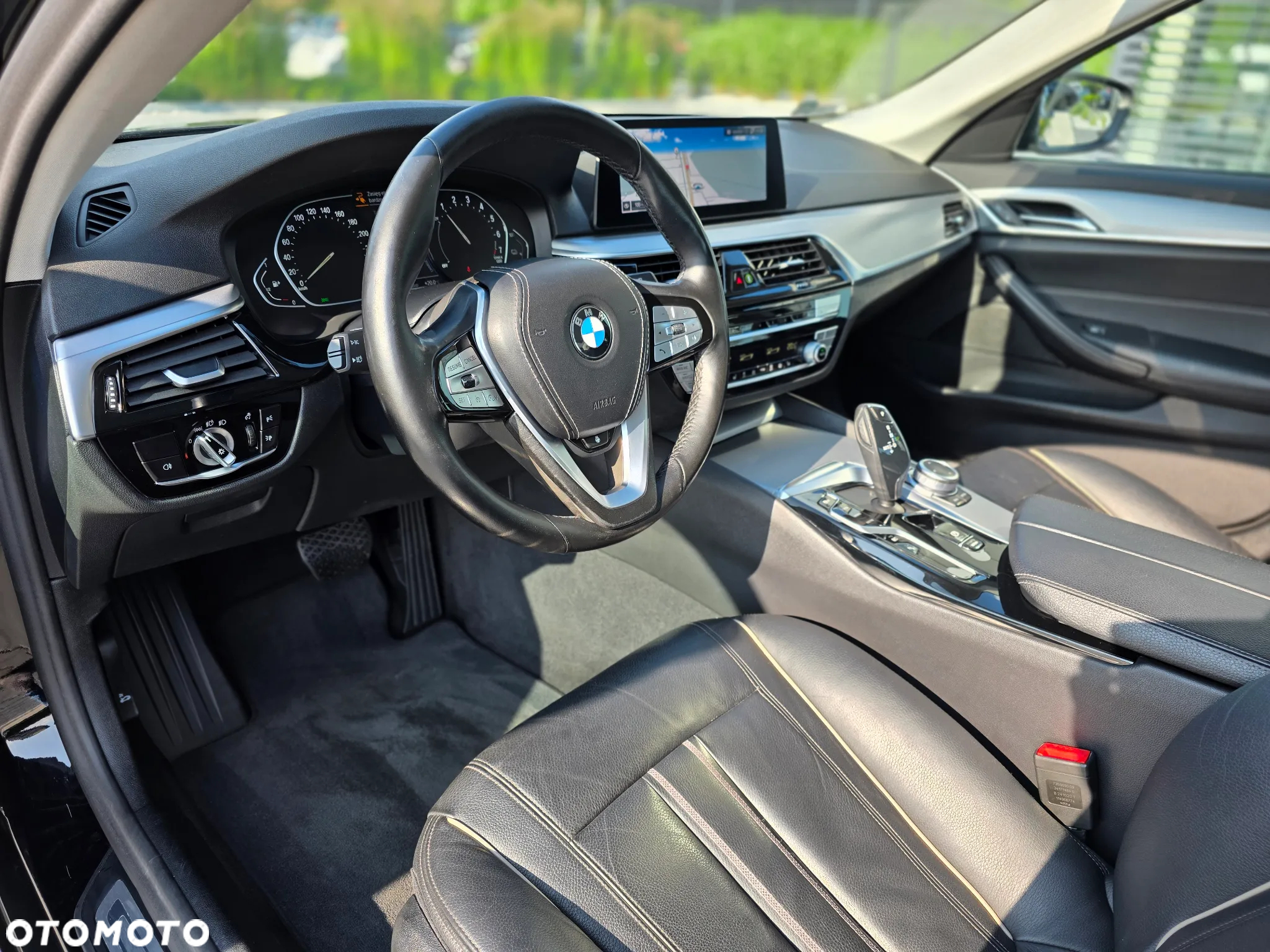 BMW Seria 5 530i xDrive mHEV Luxury Line sport - 19