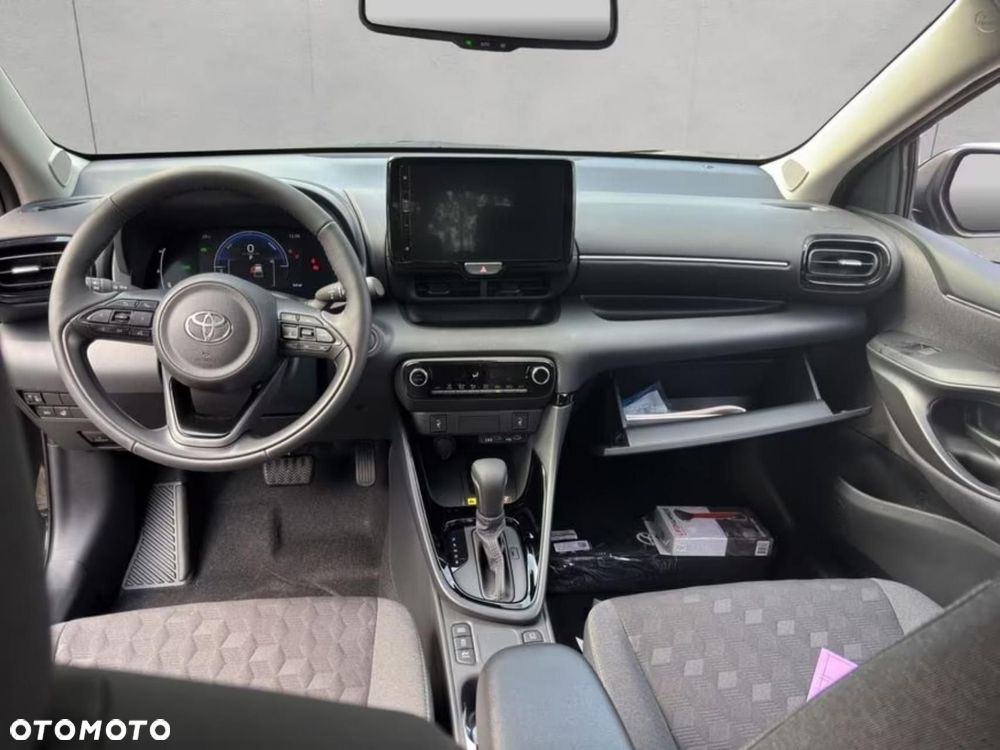 Toyota Yaris - 8