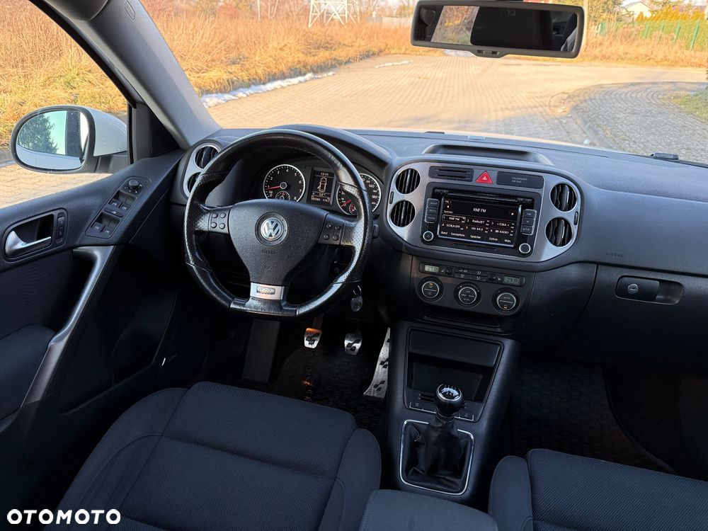 Volkswagen Tiguan 1.4 TSI BlueMot Sport&Style - 10