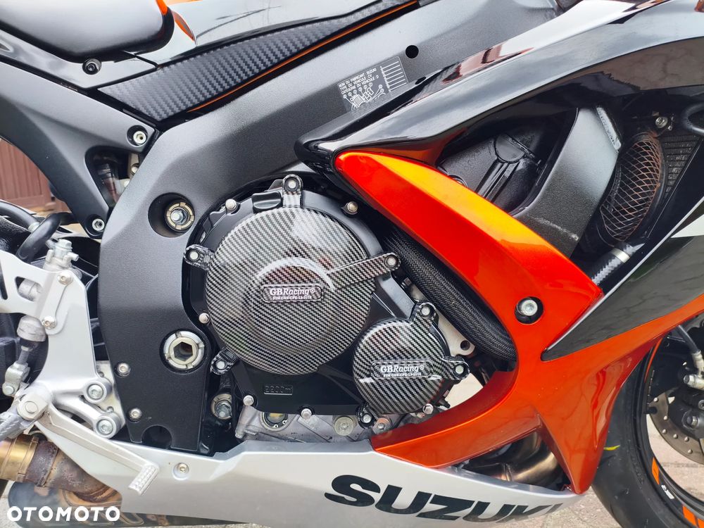 Suzuki GSX-R - 10