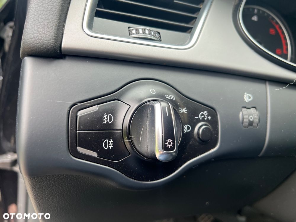 Audi A4 Avant 2.0 TDI 116g DPF Ambiente - 24
