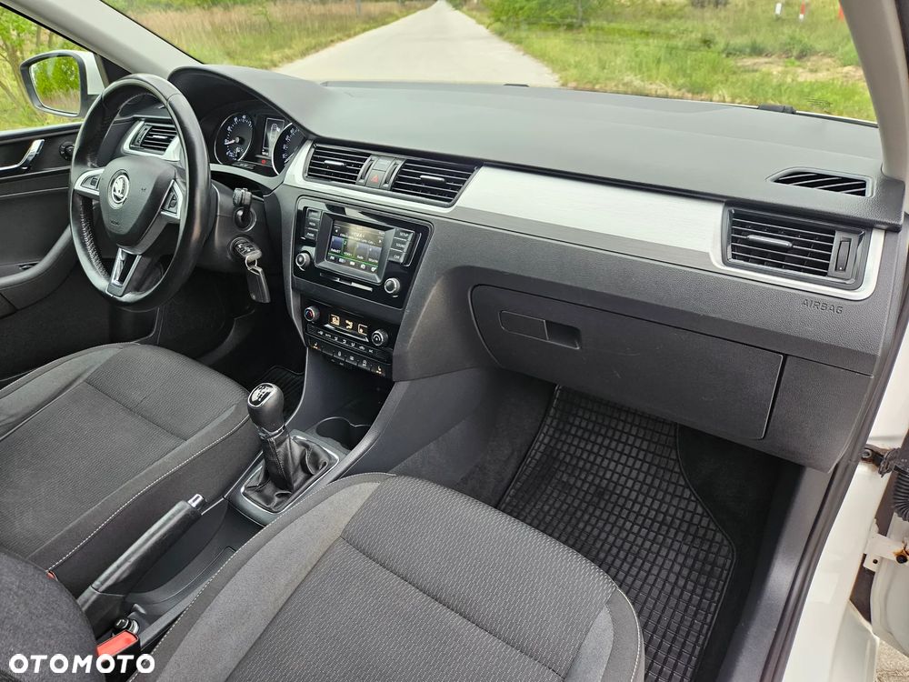 Skoda RAPID 1.2 TSI (Green tec) Ambition - 9