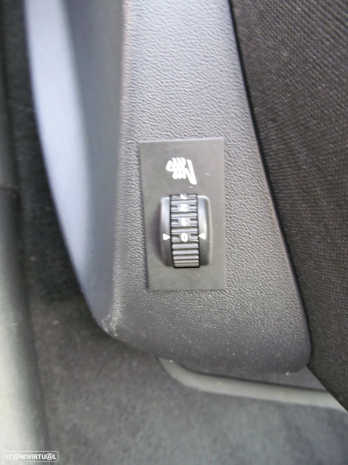 Peugeot 2008 1.2 PureTech Style - 12