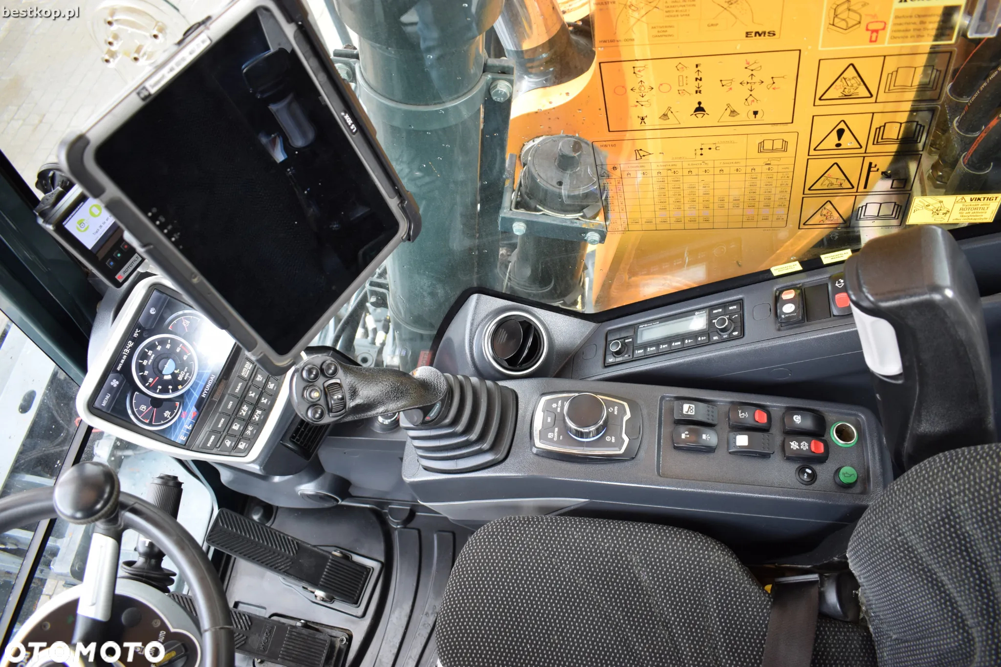 Hyundai HW160 - 30