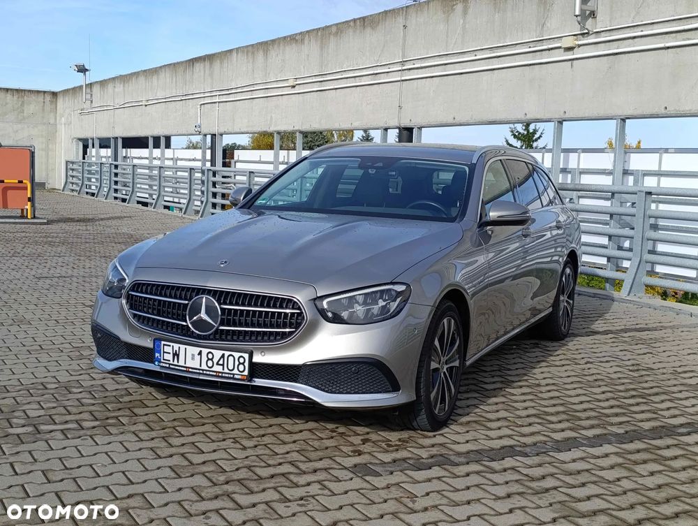 Mercedes-Benz Klasa E 300 de 4Matic T 9G-TRONIC - 3