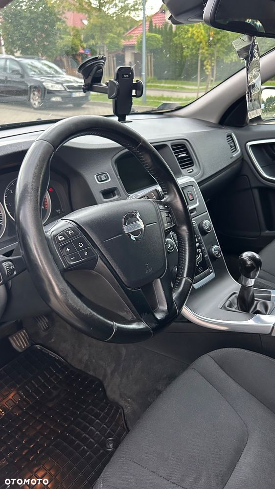 Volvo V60 D3 Kinetic - 11