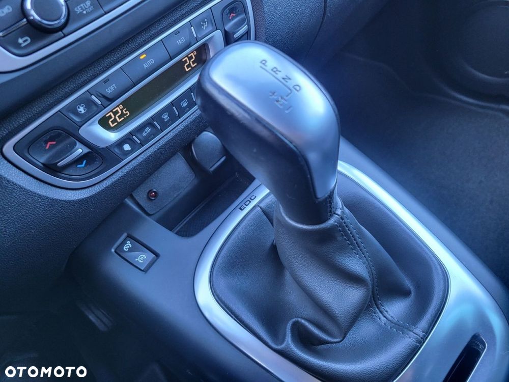 Renault Grand Scenic - 13