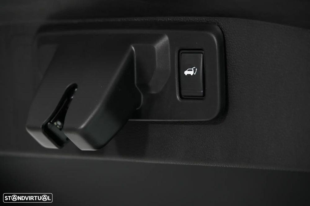 Renault Austral 1.3 Mild Hybrid Iconic Auto - 29