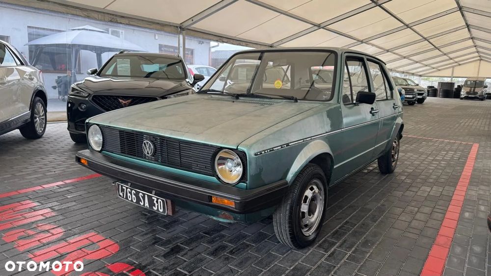 Volkswagen Golf 1.1 - 8