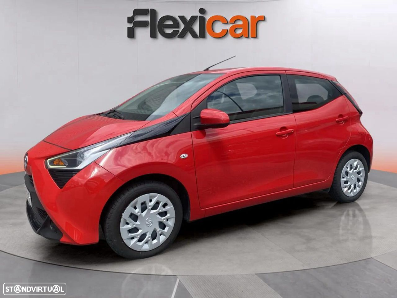 Toyota Aygo 1.0 X-Play+X-Touch - 2
