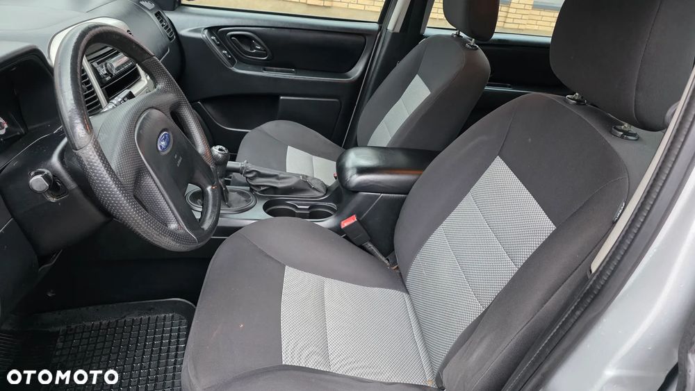 Ford Maverick 2.3 - 9